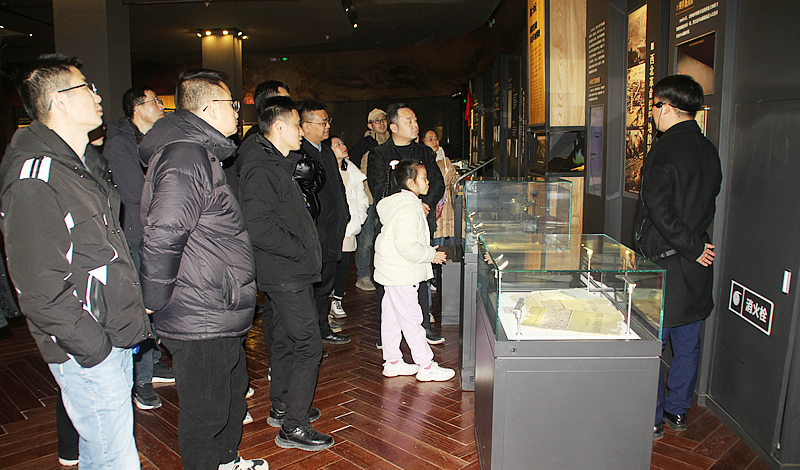 ��늚��~���ս��F��֮��12